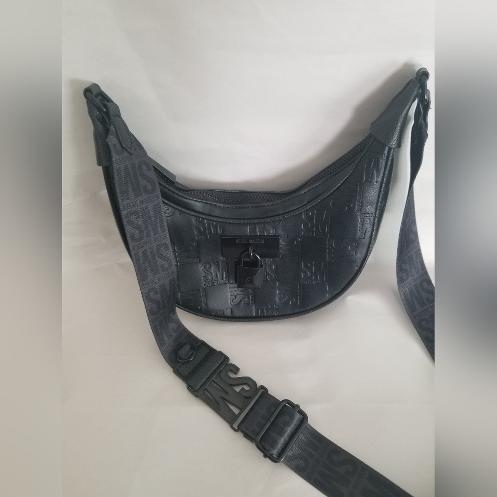 ❌ Sold ❌ Steve Madden crossbody bag